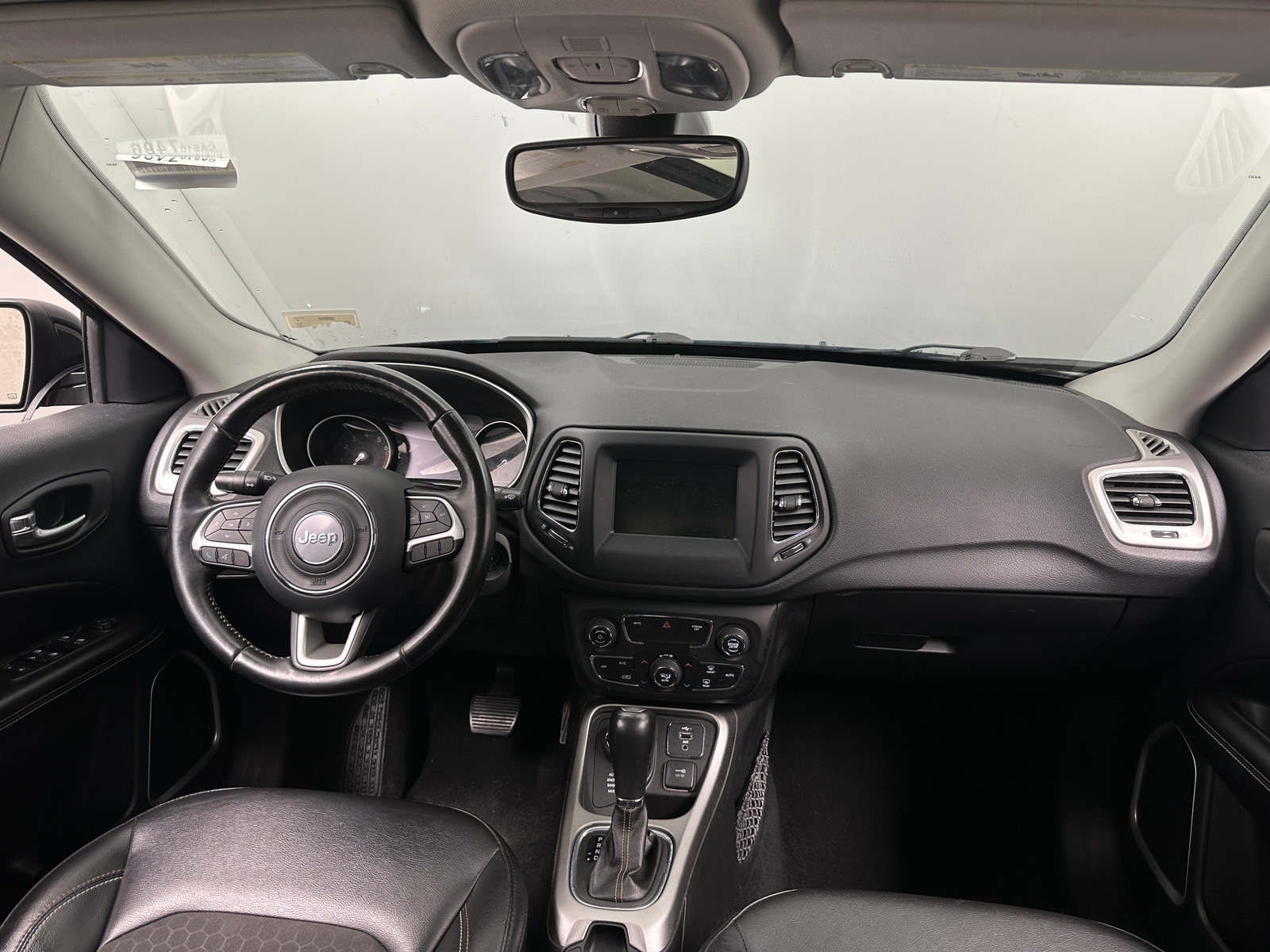 Thumbnail: 2020 Jeep Compass - 3
