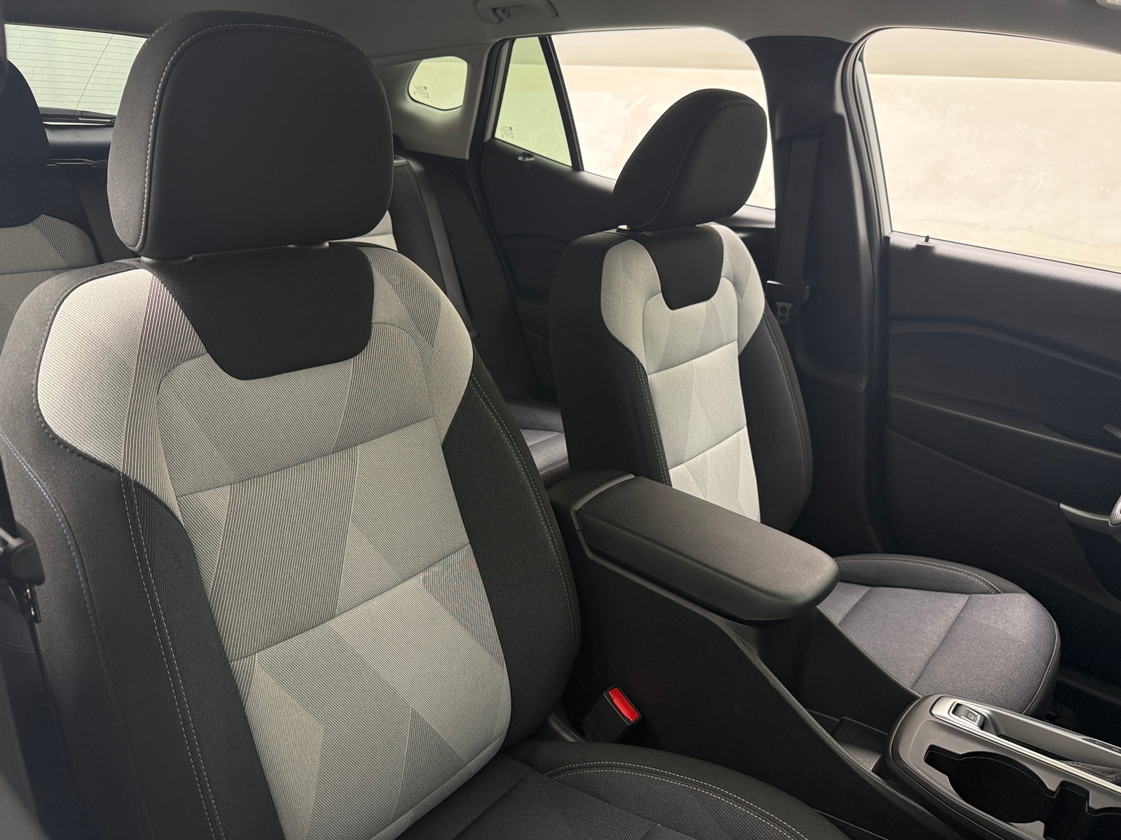 Thumbnail: 2026 Chevrolet Trax - 2