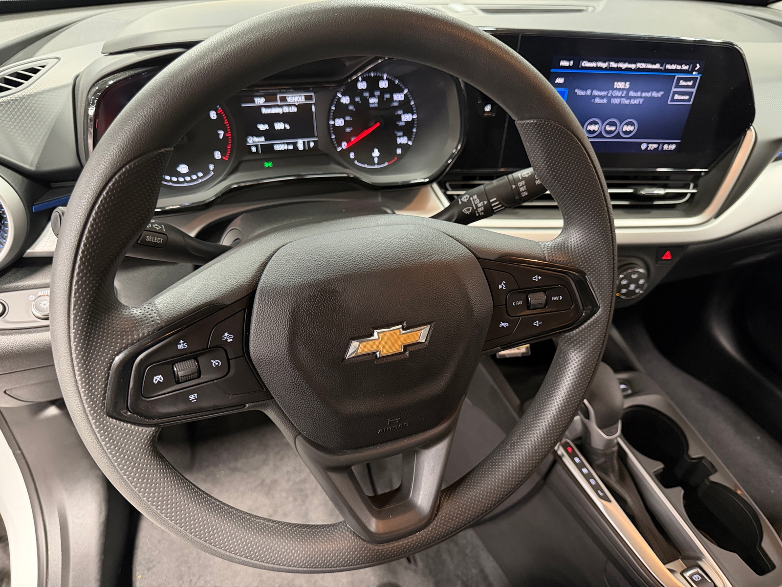 Thumbnail: 2026 Chevrolet Trax - 5