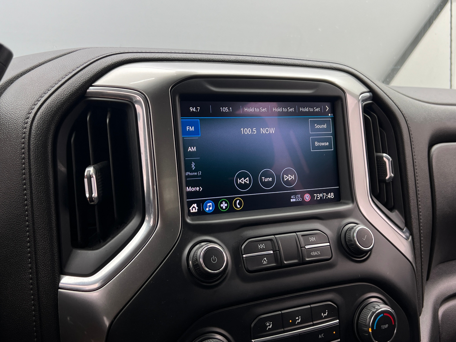 Thumbnail: 2020 Chevrolet Silverado 1500 - 4