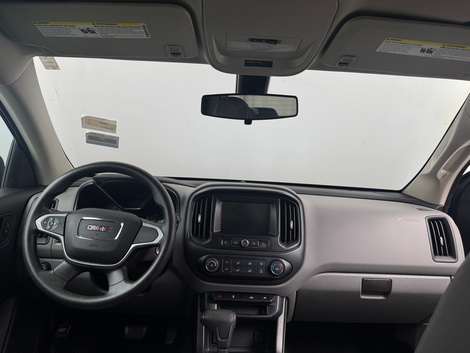 Thumbnail: 2018 GMC Canyon - 3