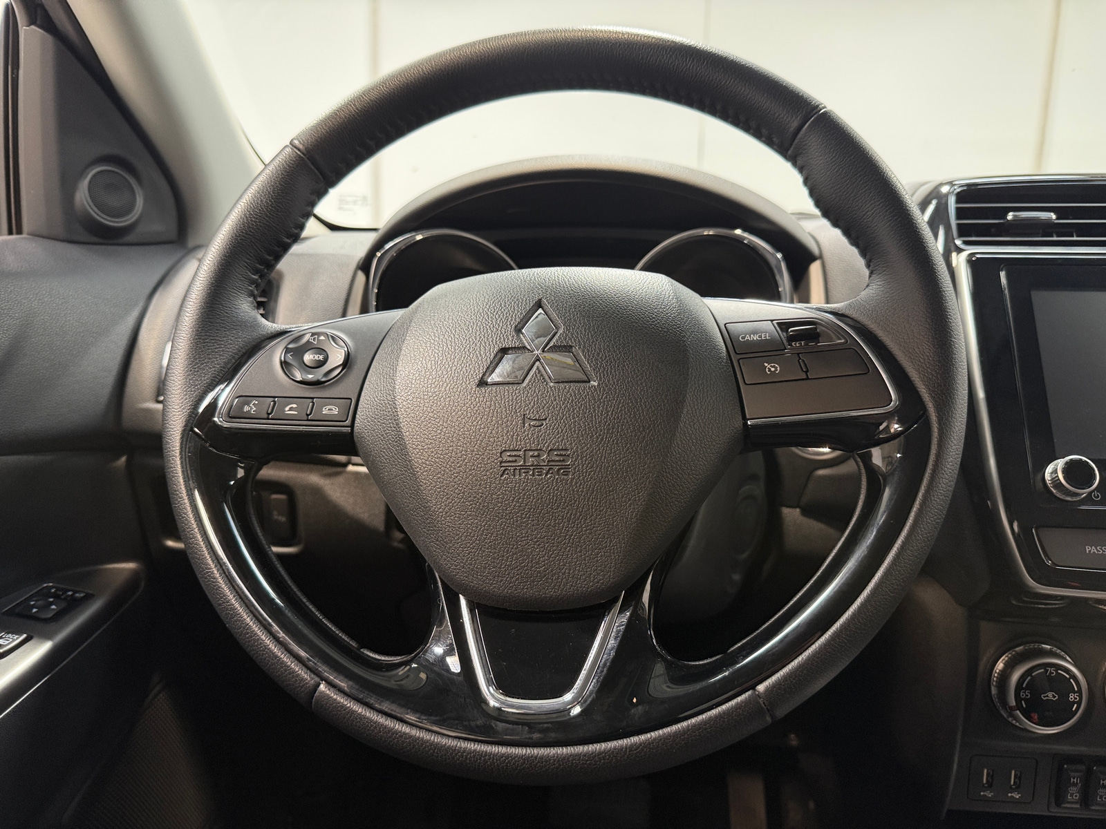 Thumbnail: 2025 Mitsubishi Outlander Sport - 4
