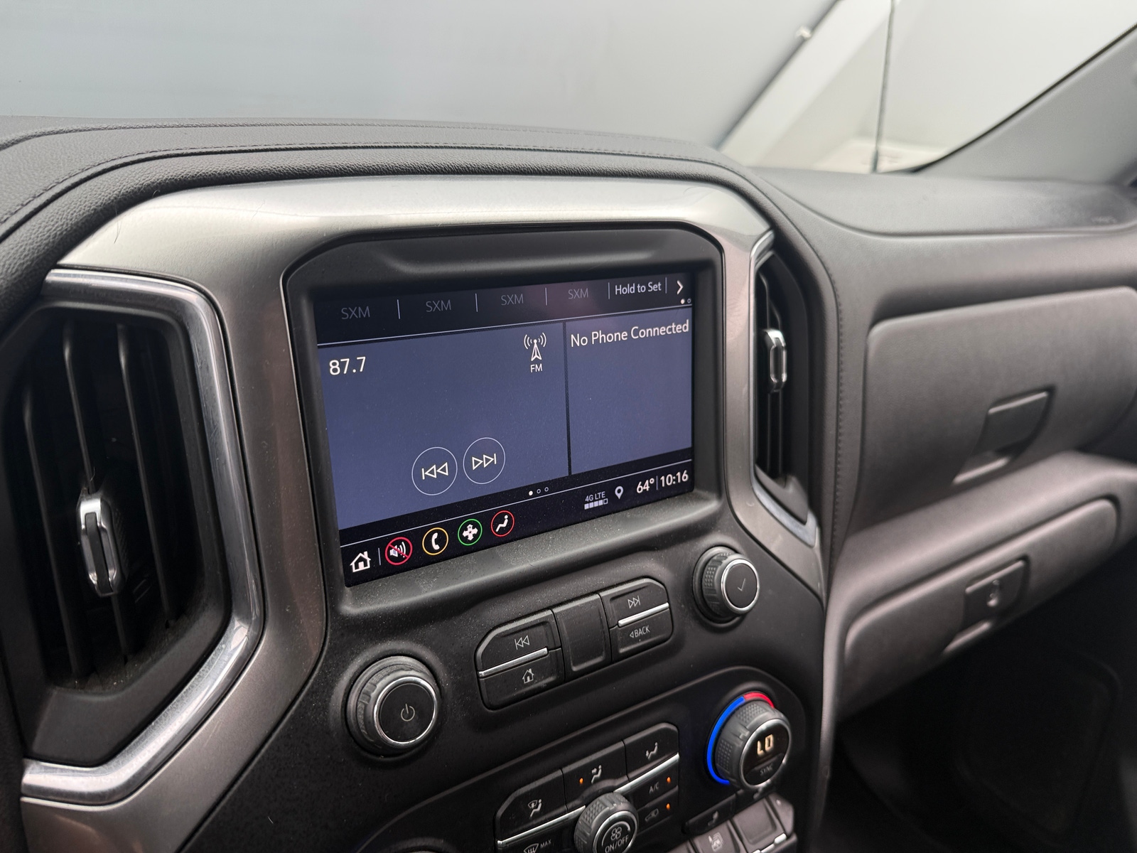 Thumbnail: 2019 Chevrolet Silverado 1500 - 4