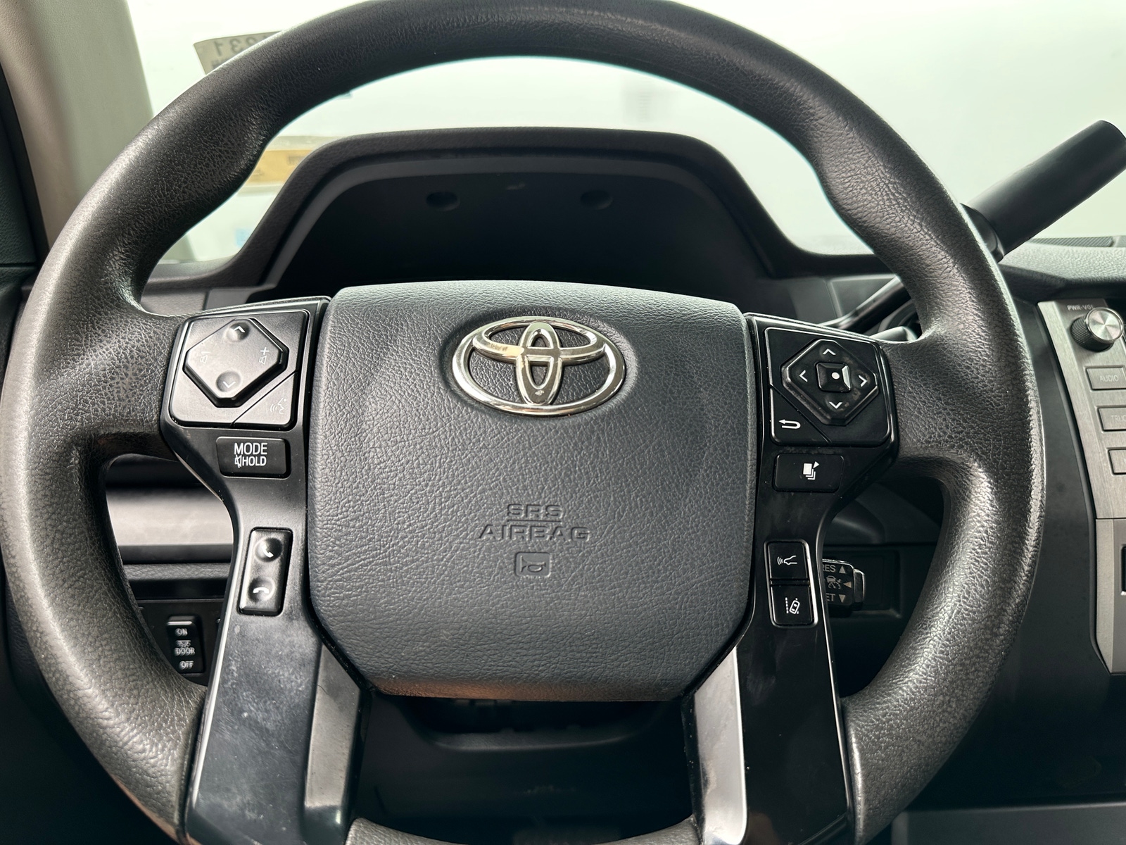 Thumbnail: 2019 Toyota Tundra - 5