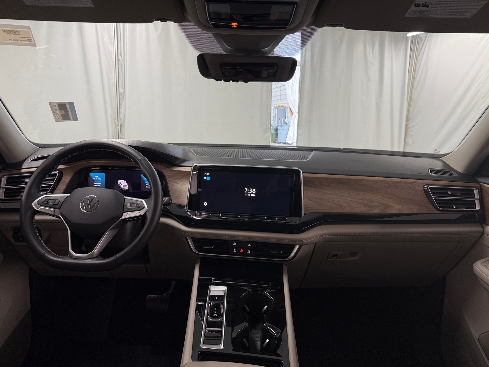 Thumbnail: 2026 Volkswagen Atlas - 2