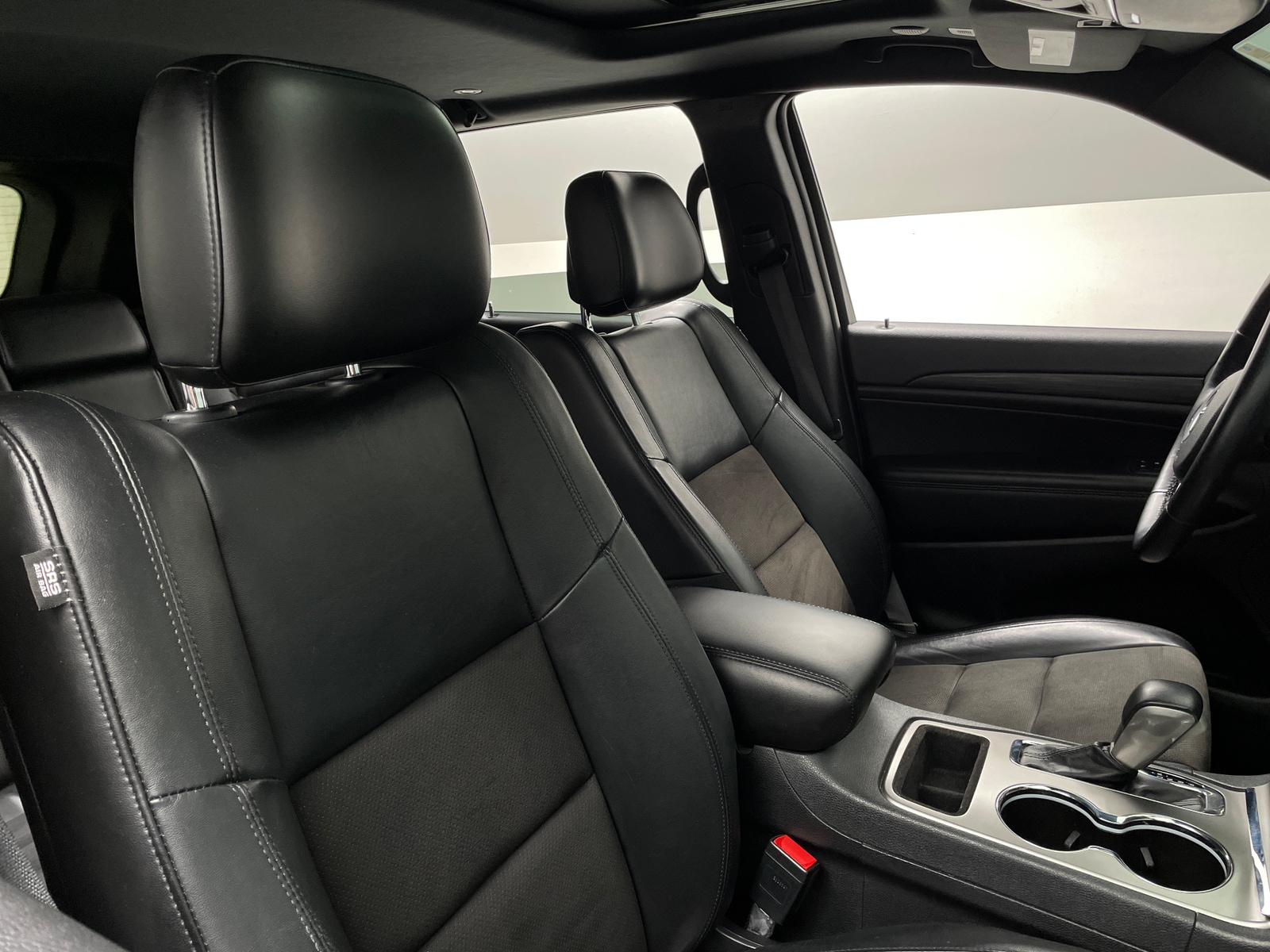 Thumbnail: 2021 Jeep Grand Cherokee - 2