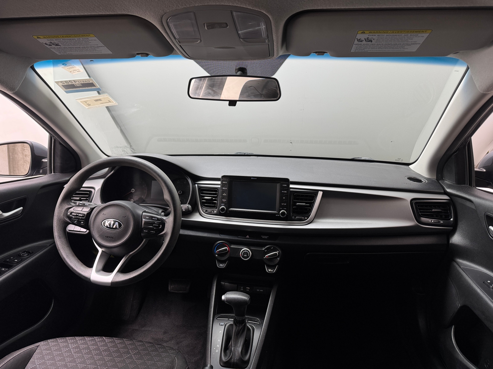 Thumbnail: 2020 Kia Rio - 3
