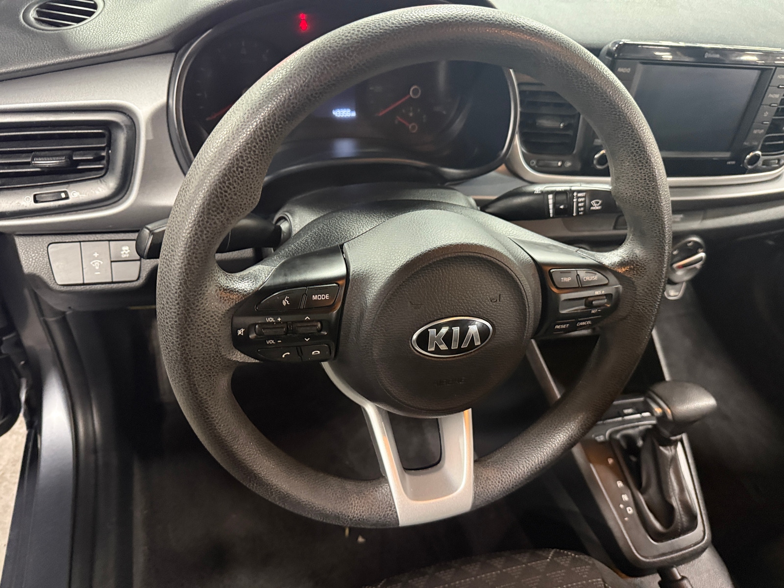 Thumbnail: 2020 Kia Rio - 5