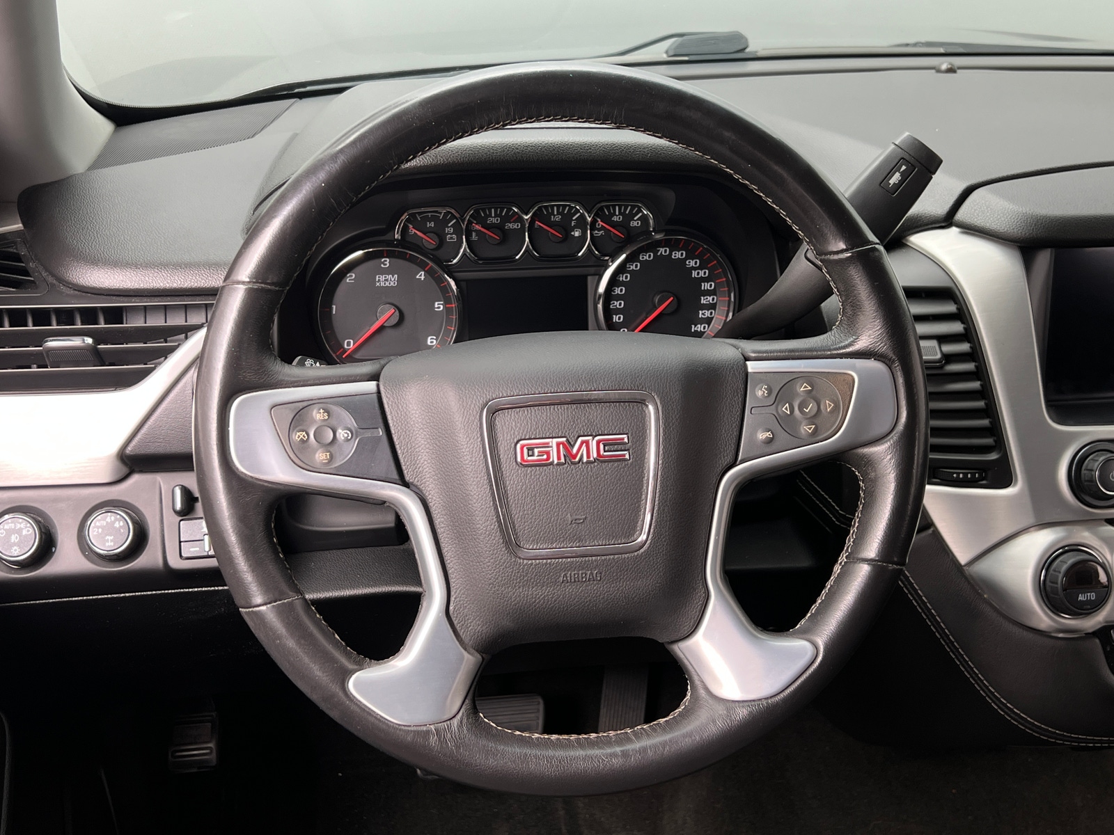 Thumbnail: 2016 GMC Yukon - 5