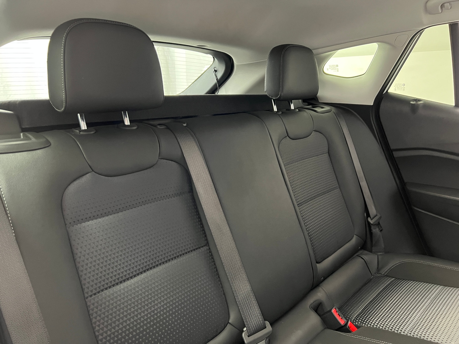 Thumbnail: 2025 Chevrolet Trax - 6