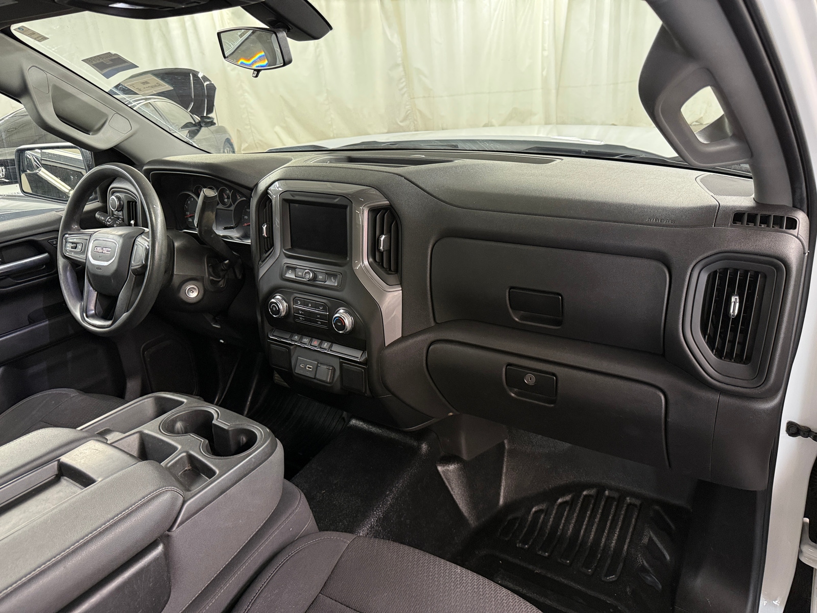 Thumbnail: 2022 GMC Sierra 1500 - 3