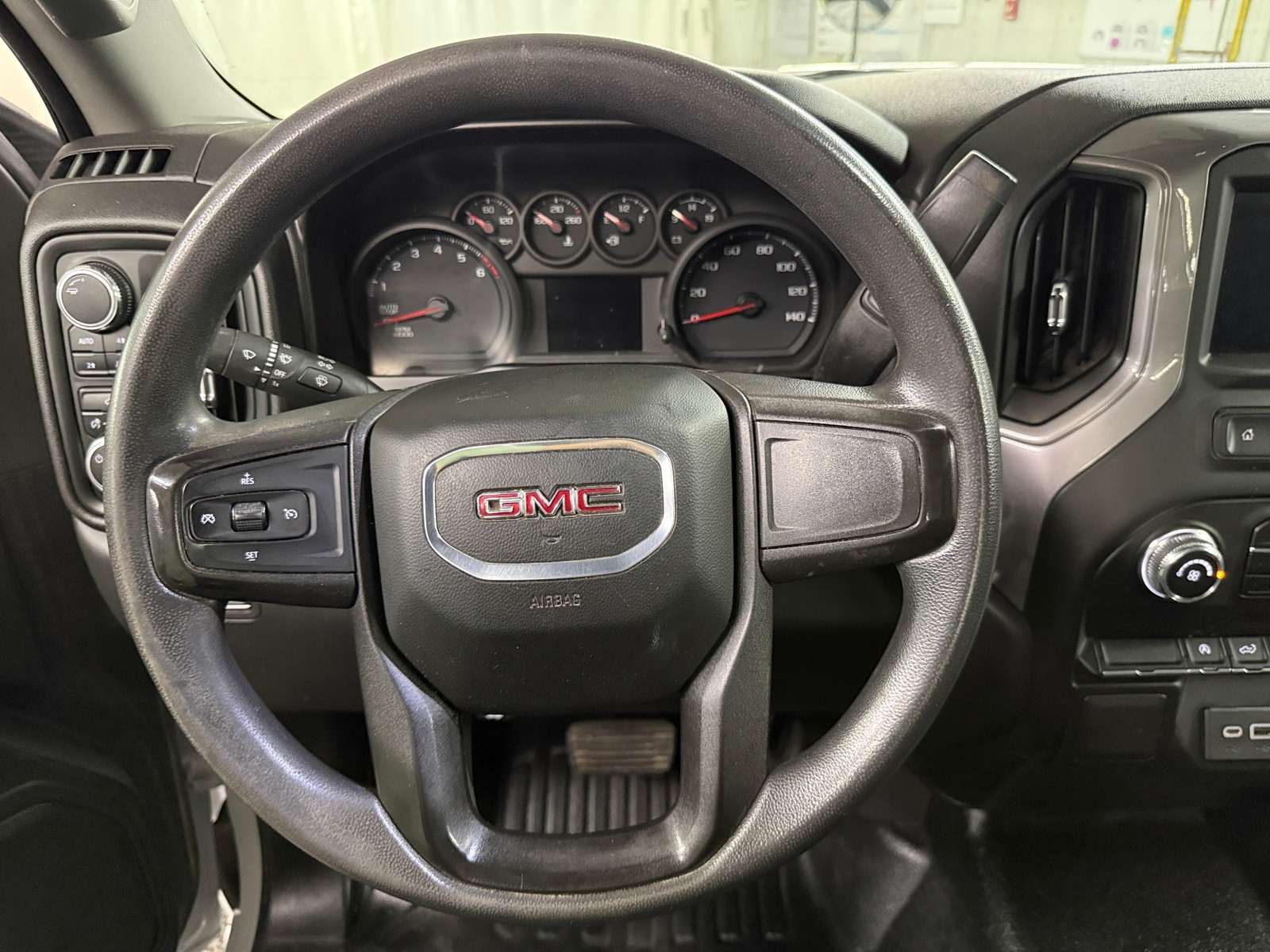 Thumbnail: 2022 GMC Sierra 1500 - 5