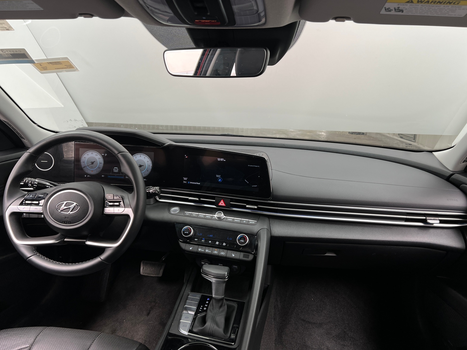 Thumbnail: 2022 Hyundai Elantra - 2