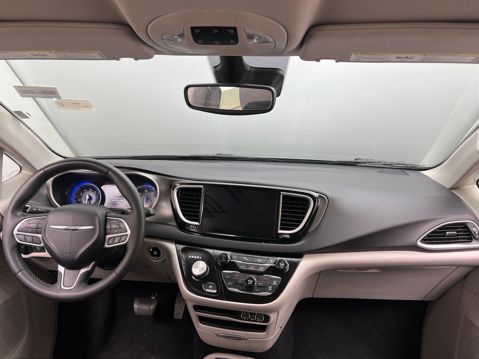 Thumbnail: 2024 Chrysler Pacifica - 2
