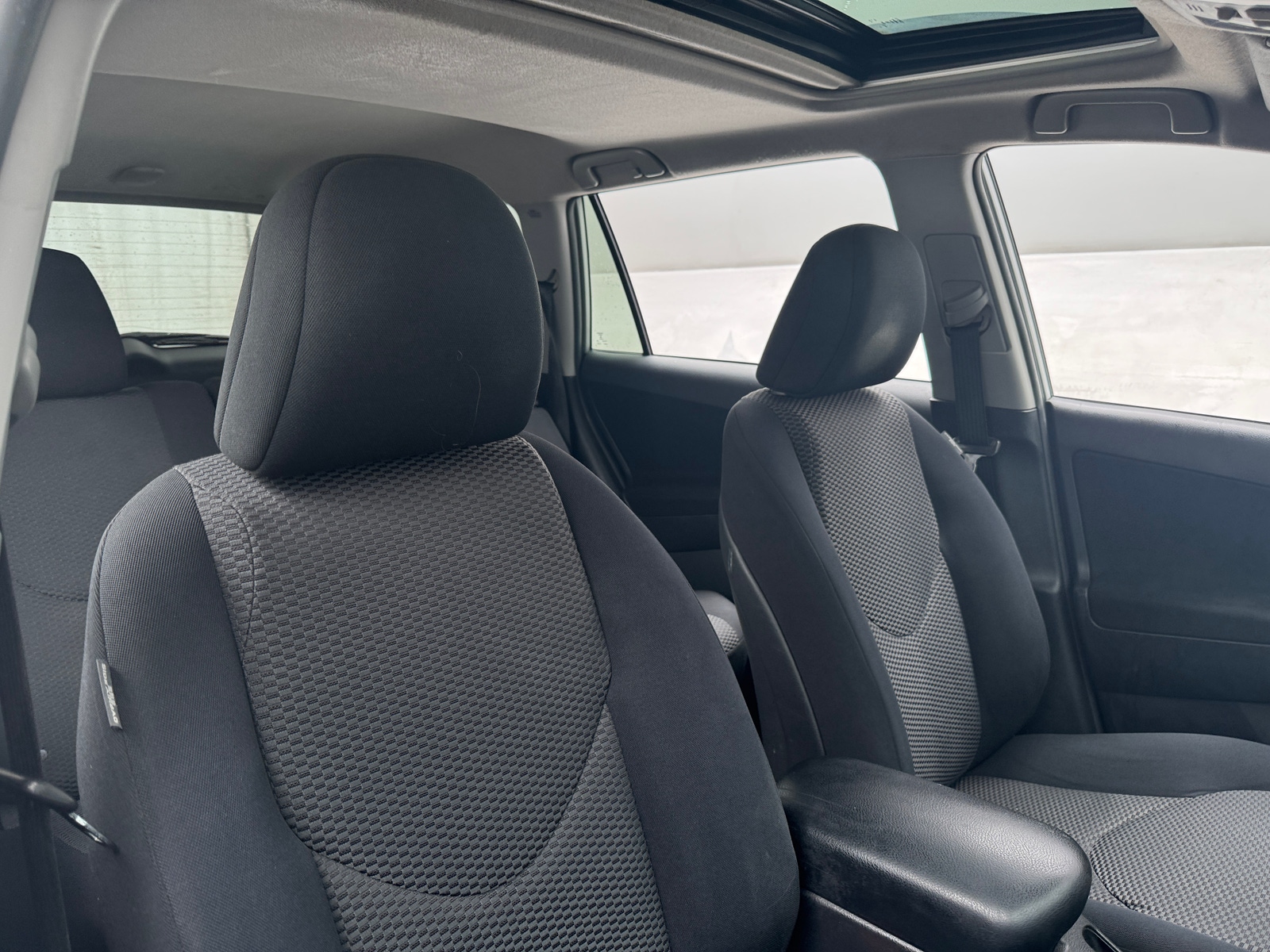 Thumbnail: 2012 Toyota RAV4 - 2