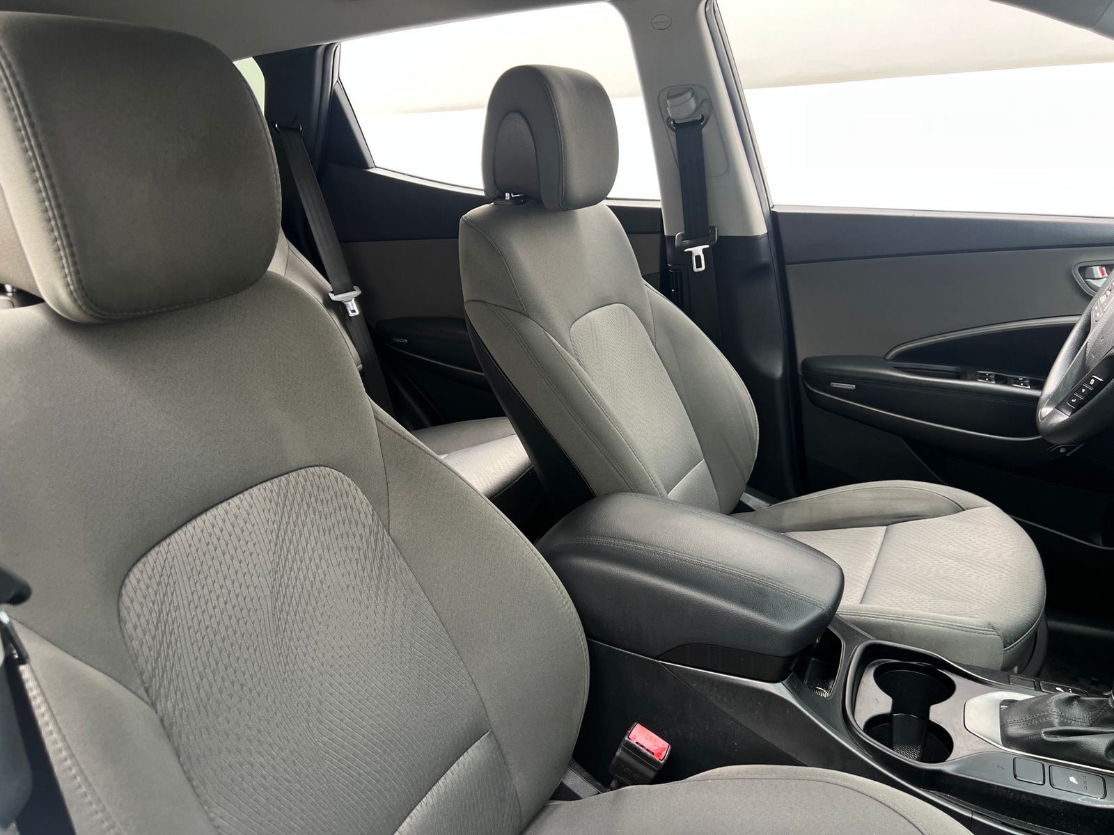 Thumbnail: 2018 Hyundai Santa Fe - 2