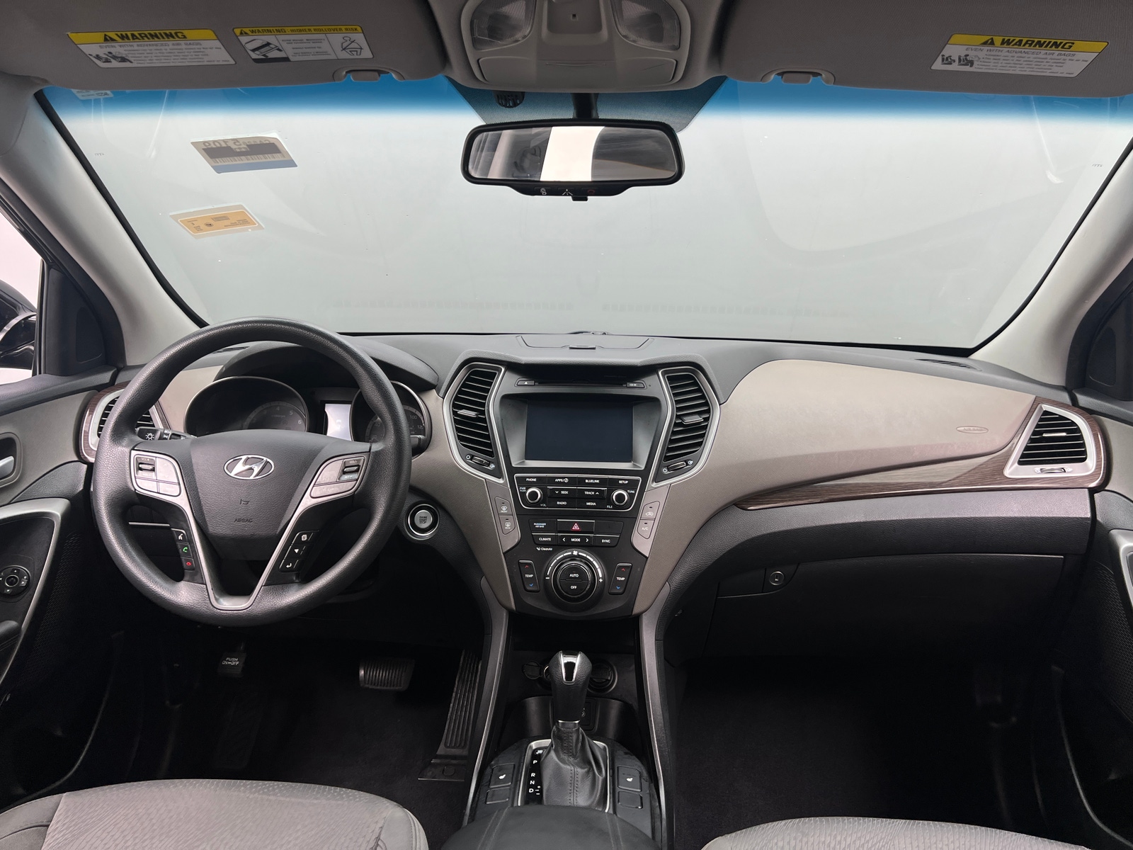 Thumbnail: 2018 Hyundai Santa Fe - 3