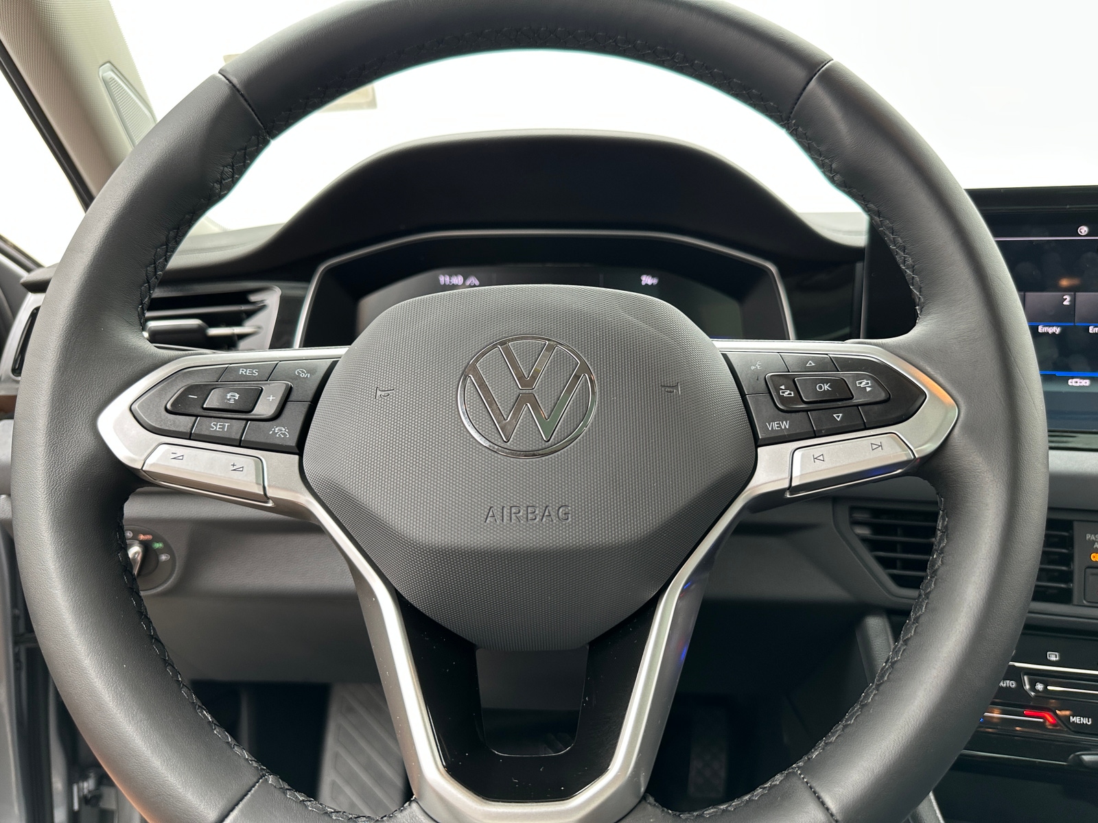 Thumbnail: 2025 Volkswagen Jetta - 4