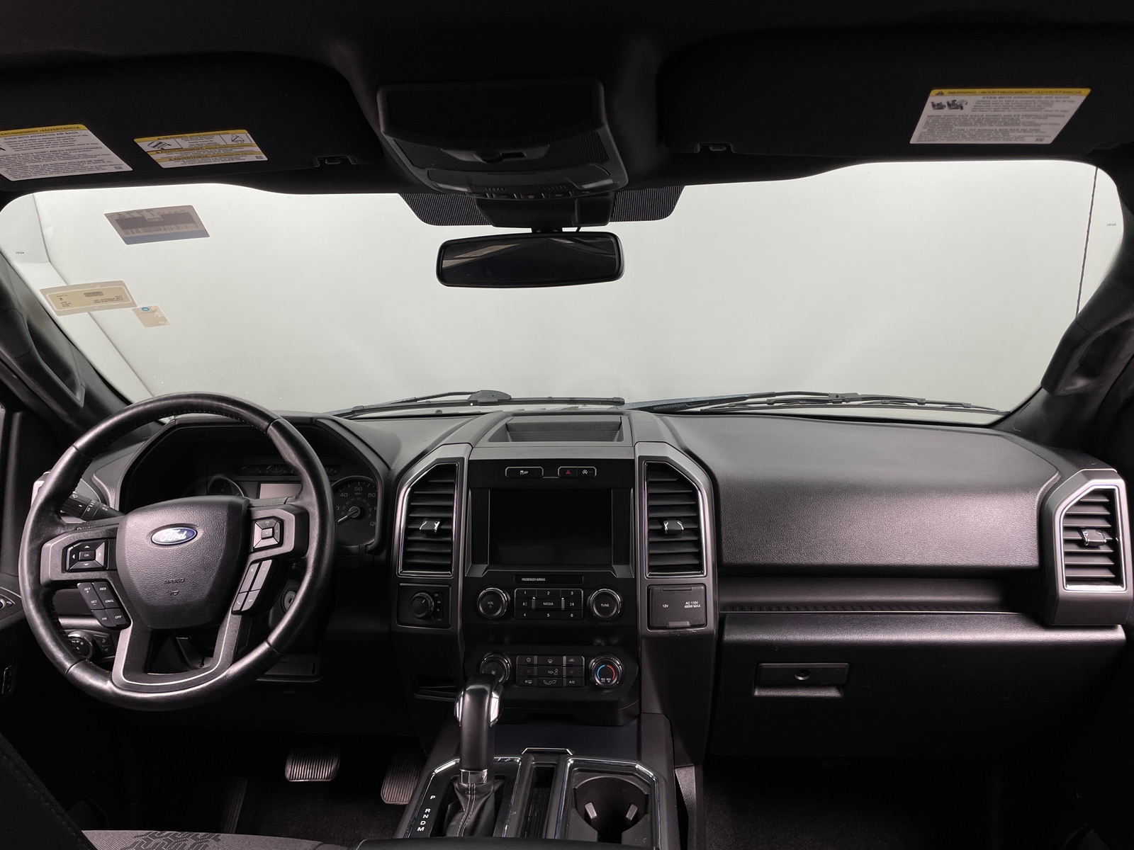 Thumbnail: 2019 Ford Econoline - 3