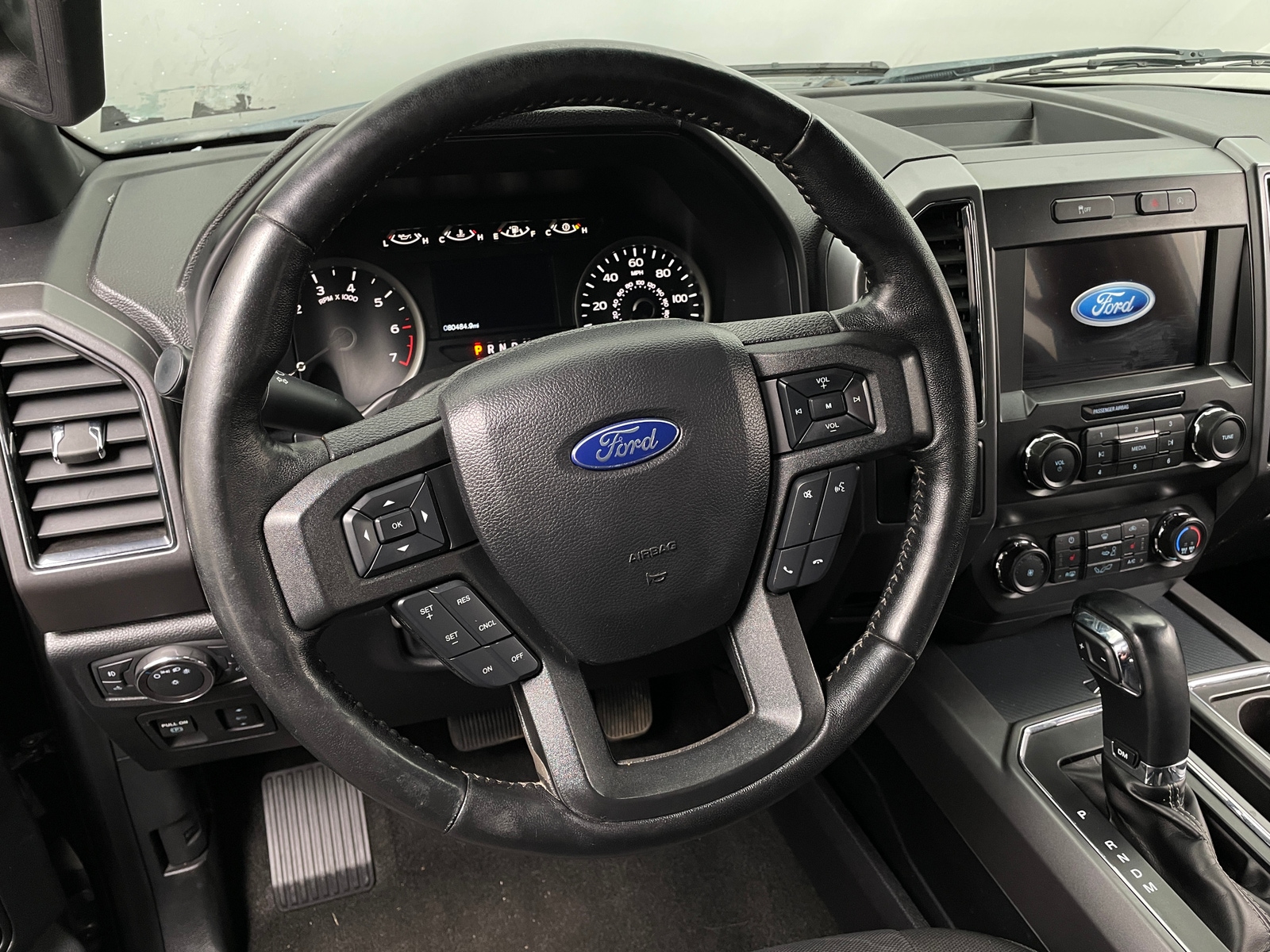 Thumbnail: 2019 Ford Econoline - 5