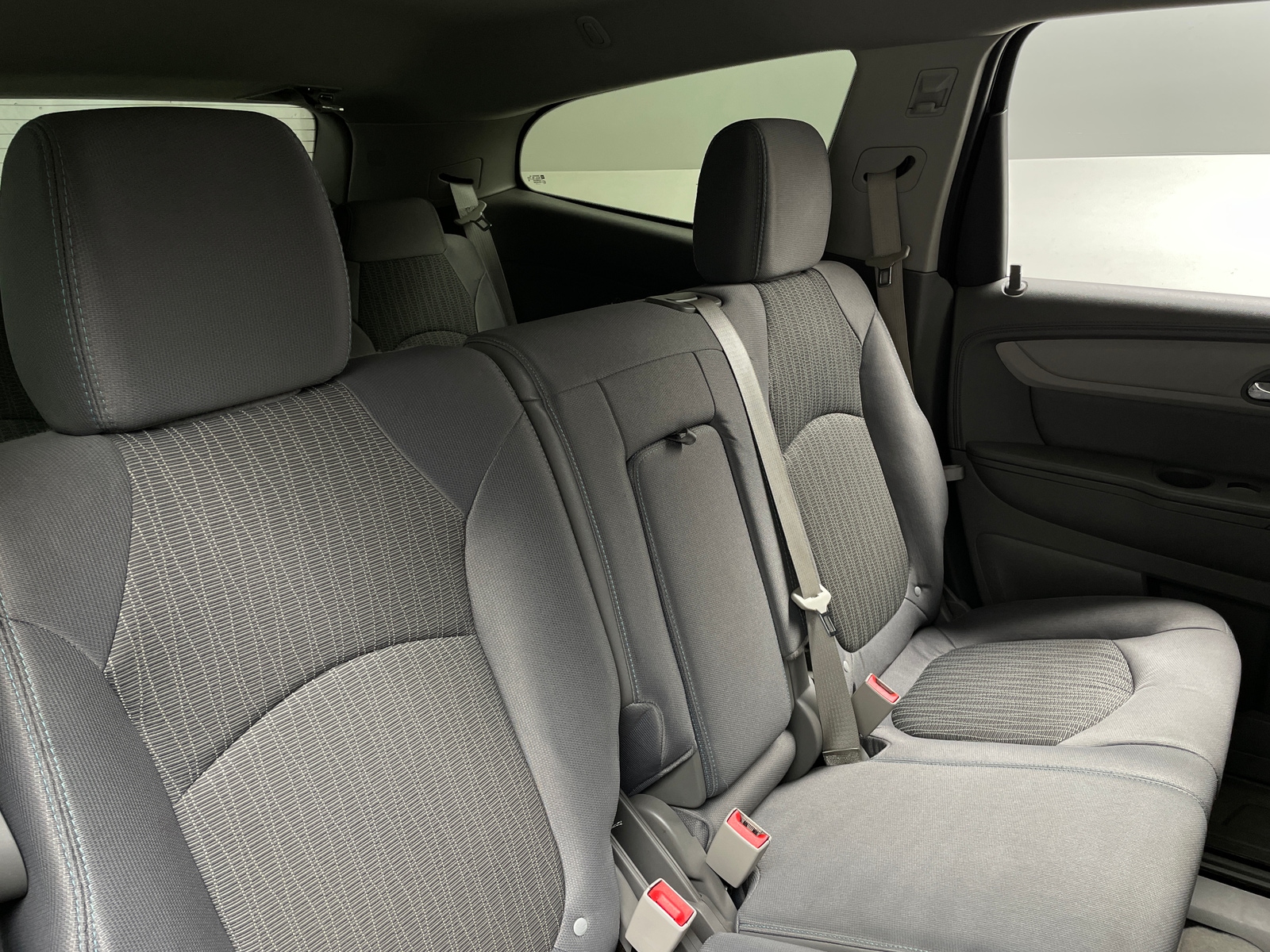 Thumbnail: 2015 Chevrolet Traverse - 6