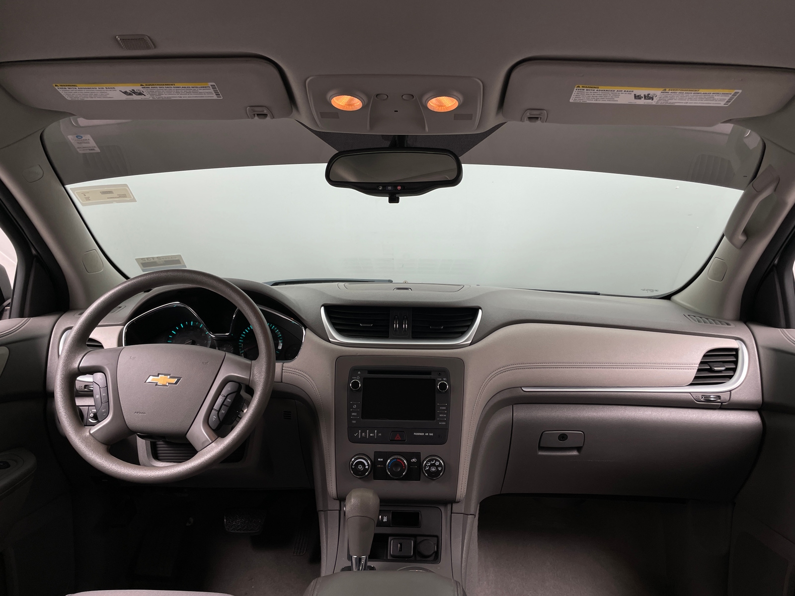 Thumbnail: 2015 Chevrolet Traverse - 3