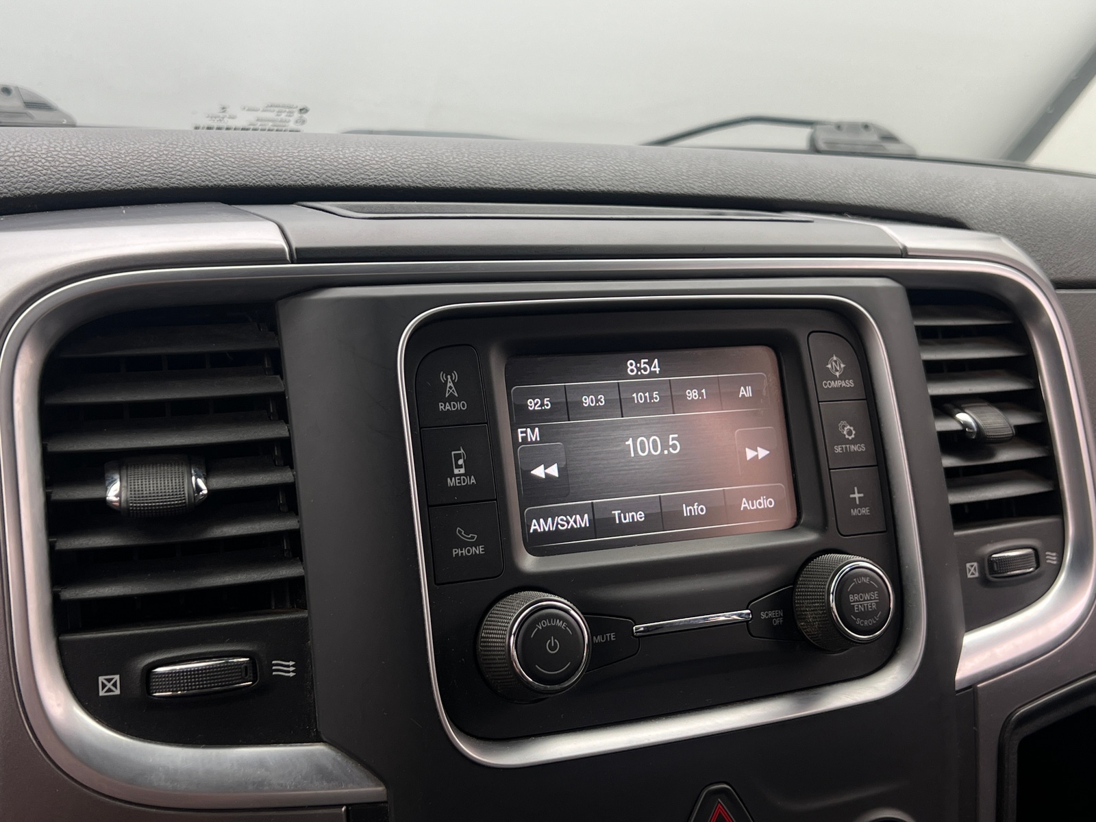 Thumbnail: 2023 RAM 1500 Classic - 4