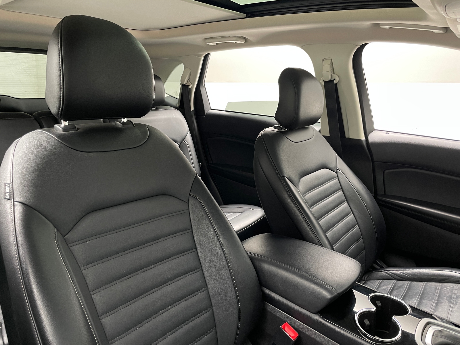 Thumbnail: 2018 Ford Edge - 2