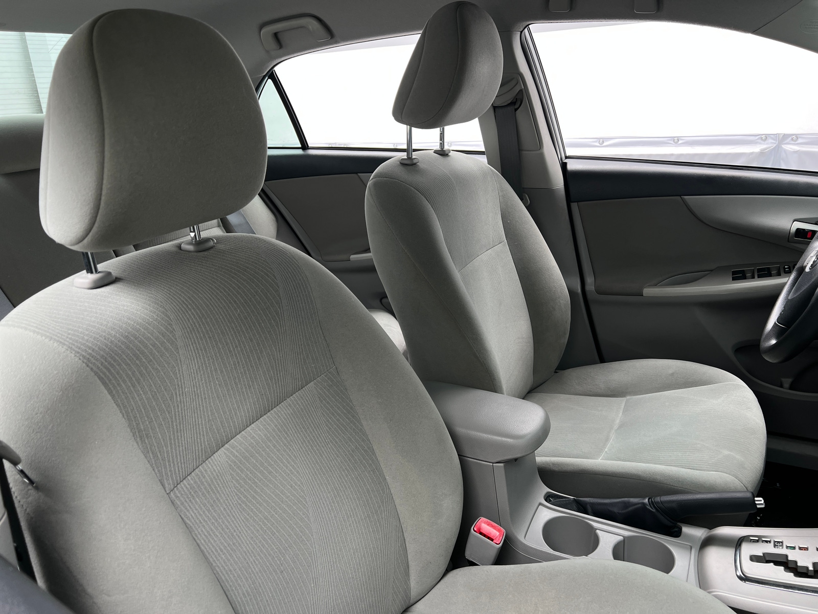Thumbnail: 2013 Toyota Corolla - 2