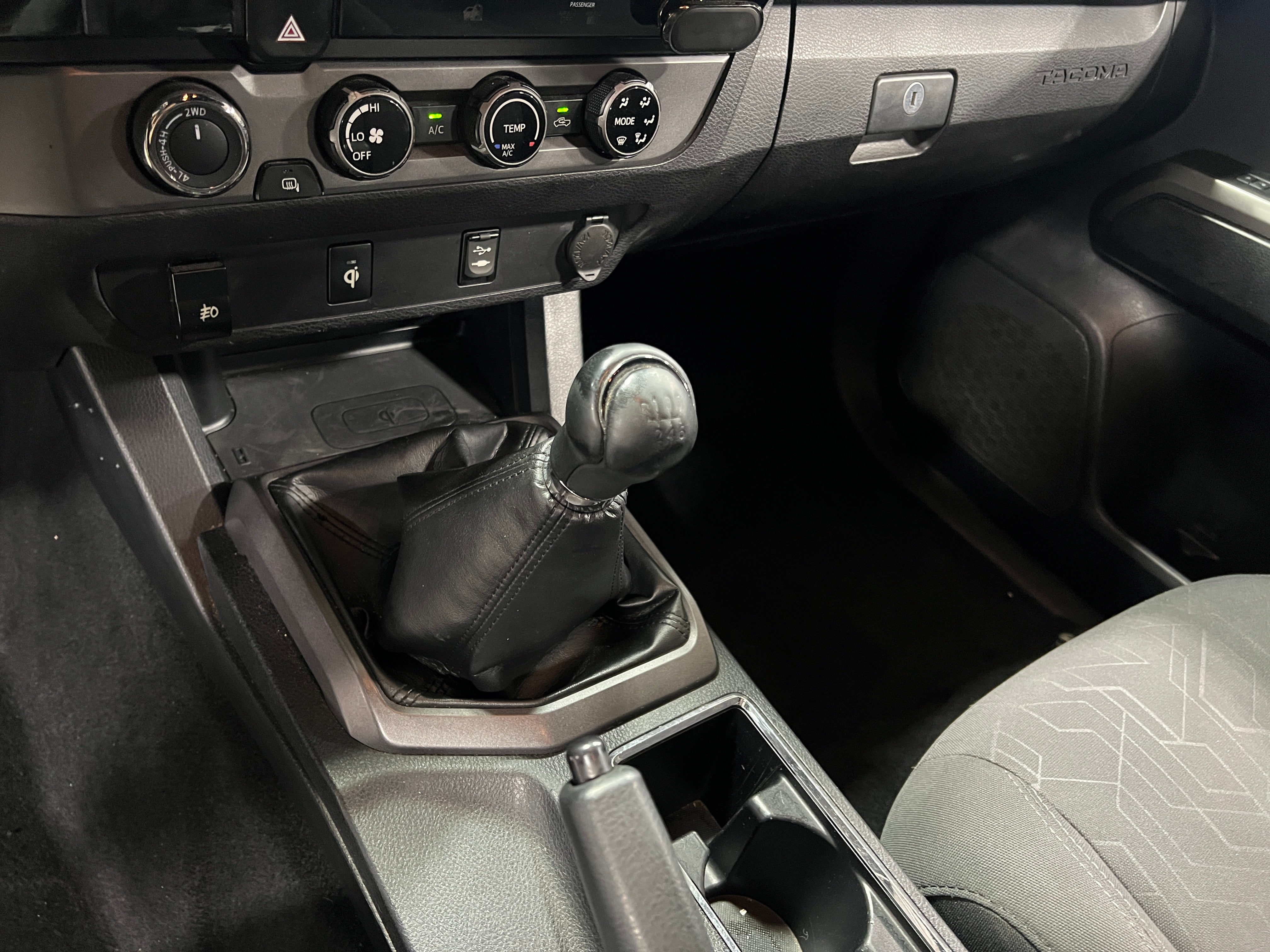 2017 Toyota Tacoma TRD Off Road - Photo 5