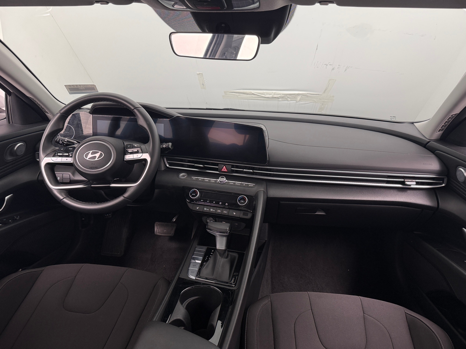 Thumbnail: 2025 Hyundai Elantra - 3