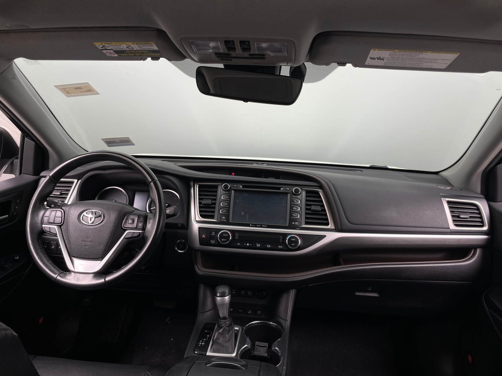 Thumbnail: 2019 Toyota Highlander - 2