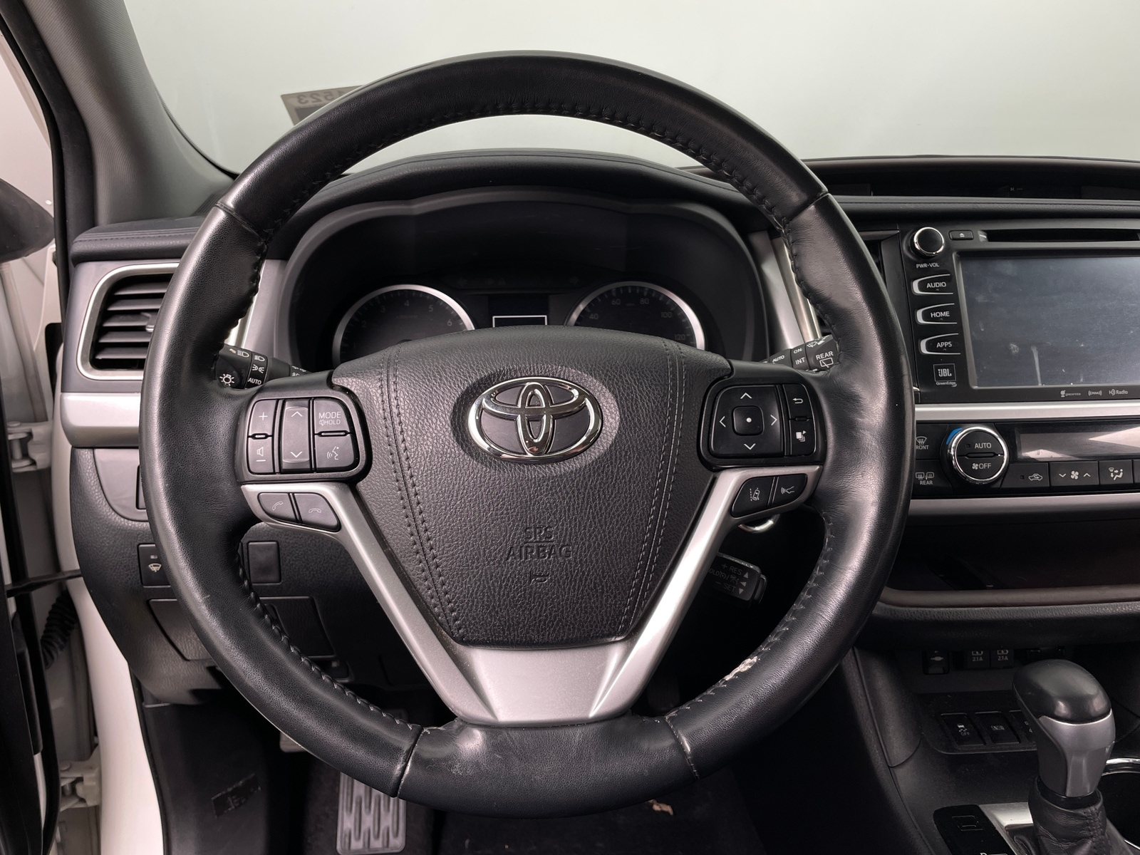 Thumbnail: 2019 Toyota Highlander - 4