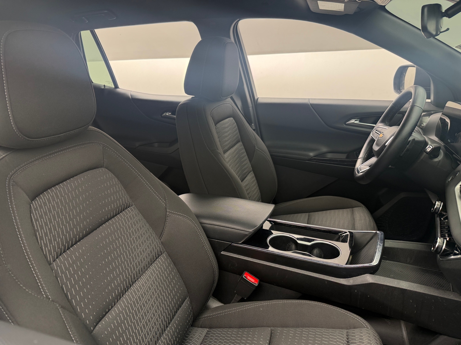 Thumbnail: 2025 Chevrolet Equinox - 2