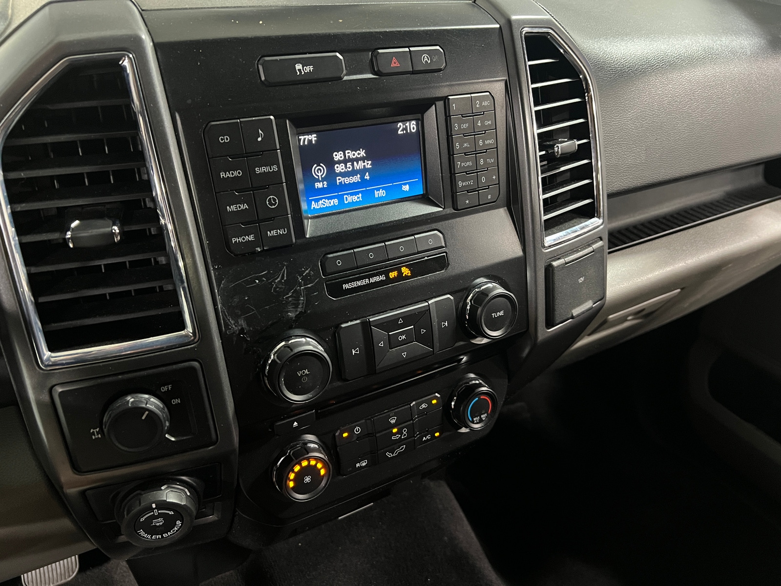 Thumbnail: 2016 Ford Econoline - 4