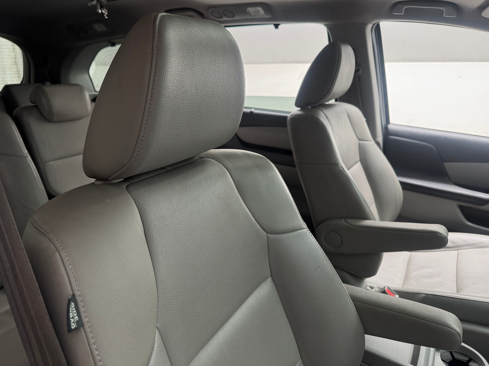 Thumbnail: 2014 Honda Odyssey - 2