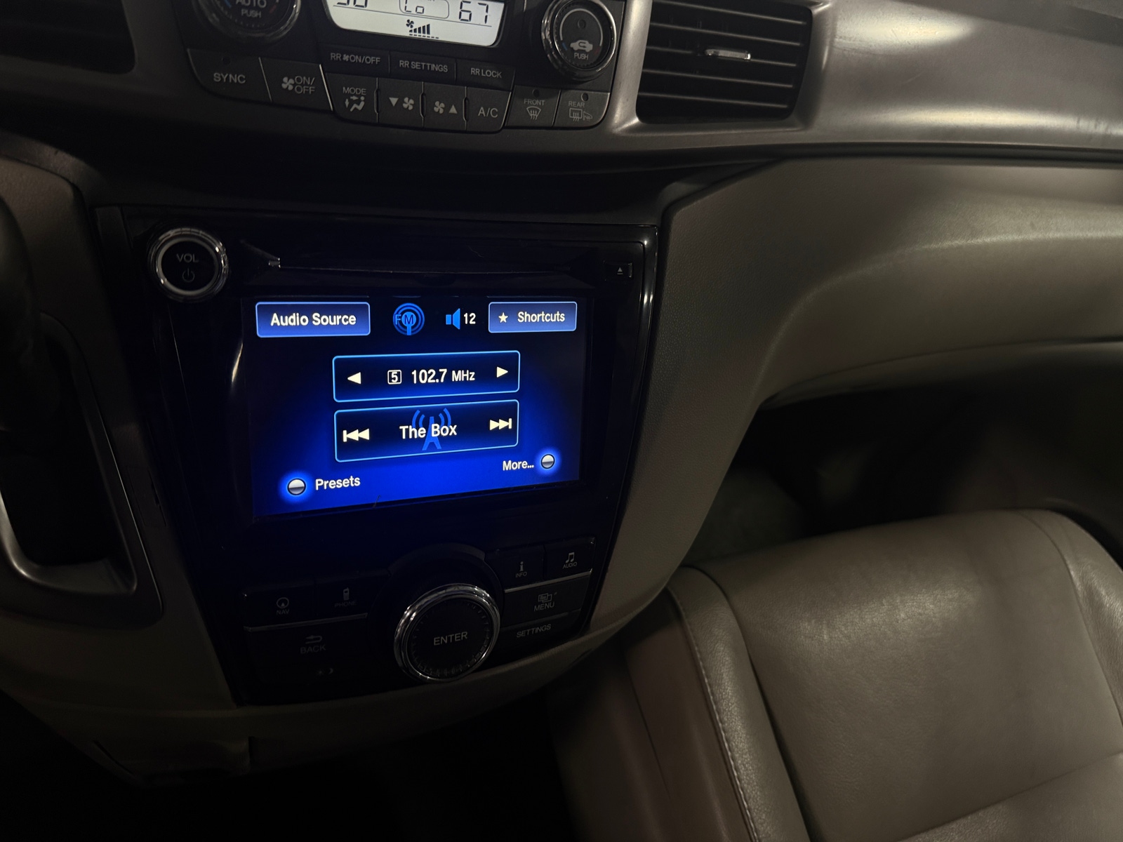 Thumbnail: 2014 Honda Odyssey - 4