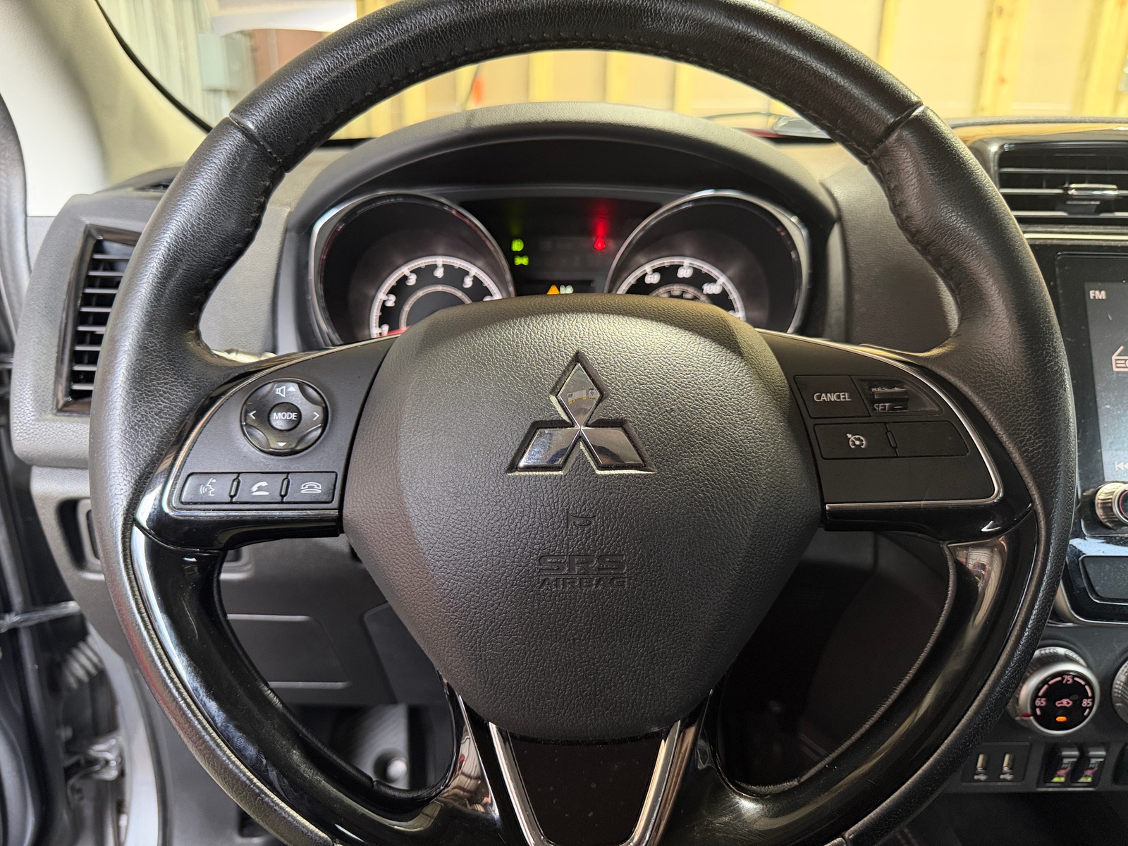 Thumbnail: 2020 Mitsubishi Outlander Sport - 5