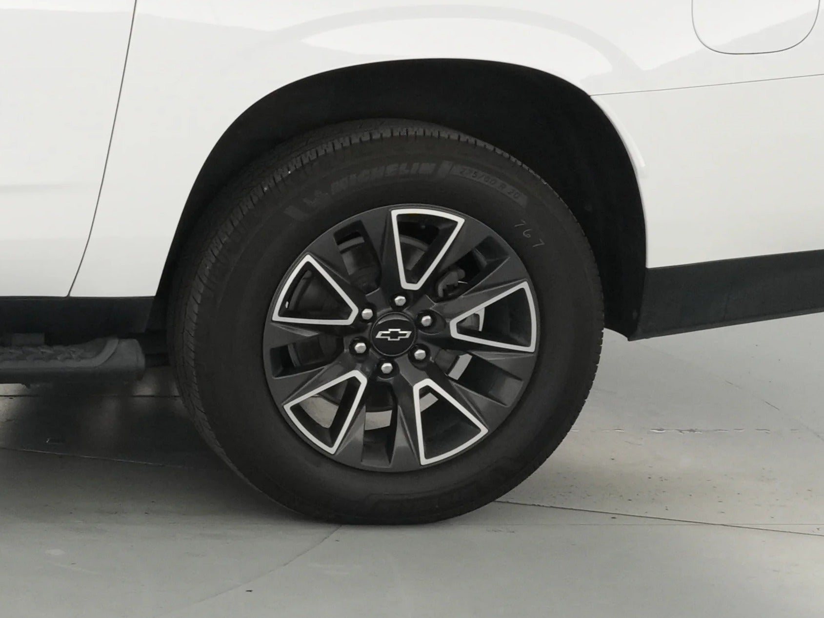 2021 Chevrolet Suburban Z71 - Photo 23
