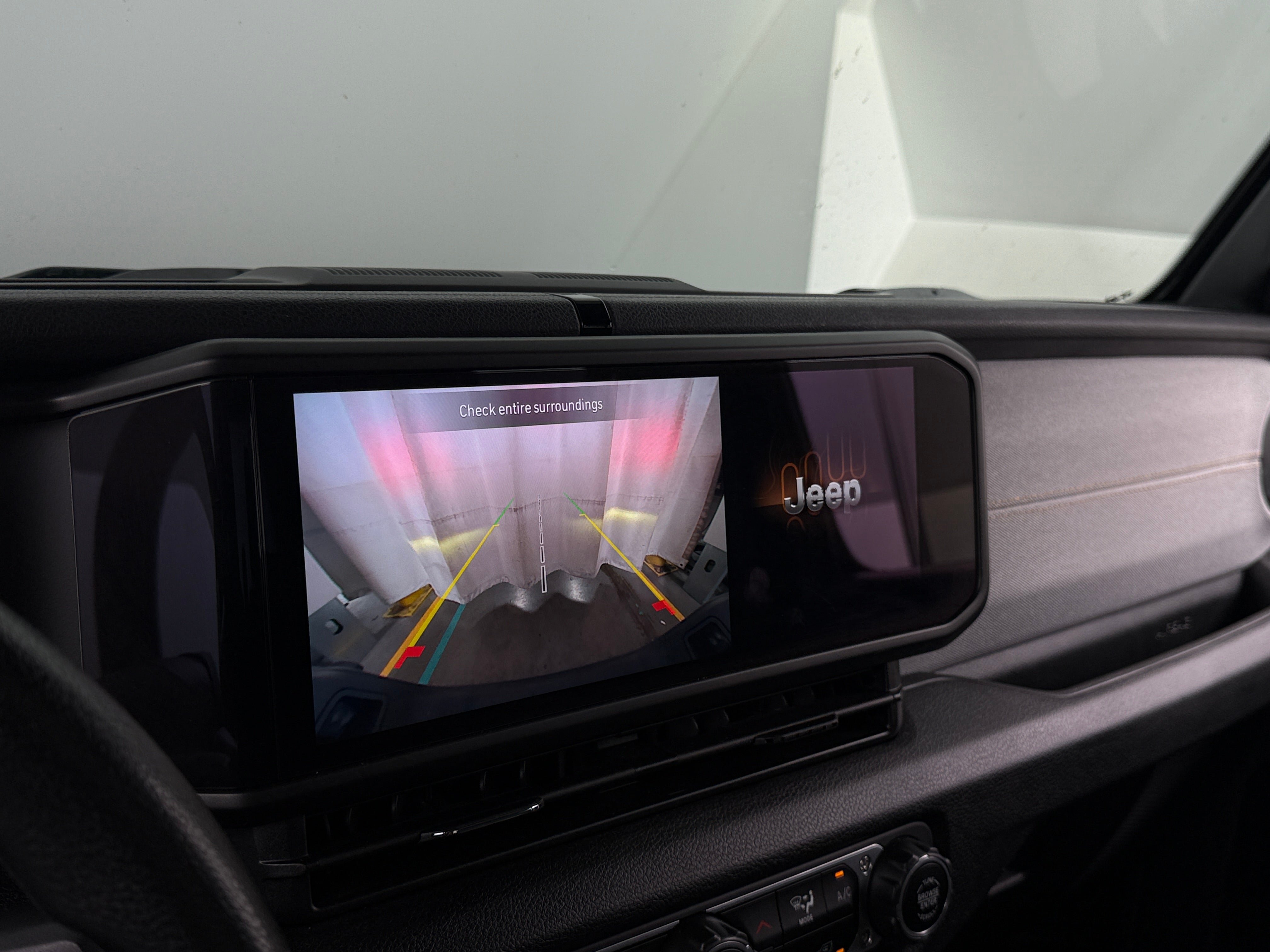 2024 Jeep Gladiator Sport - Photo 12