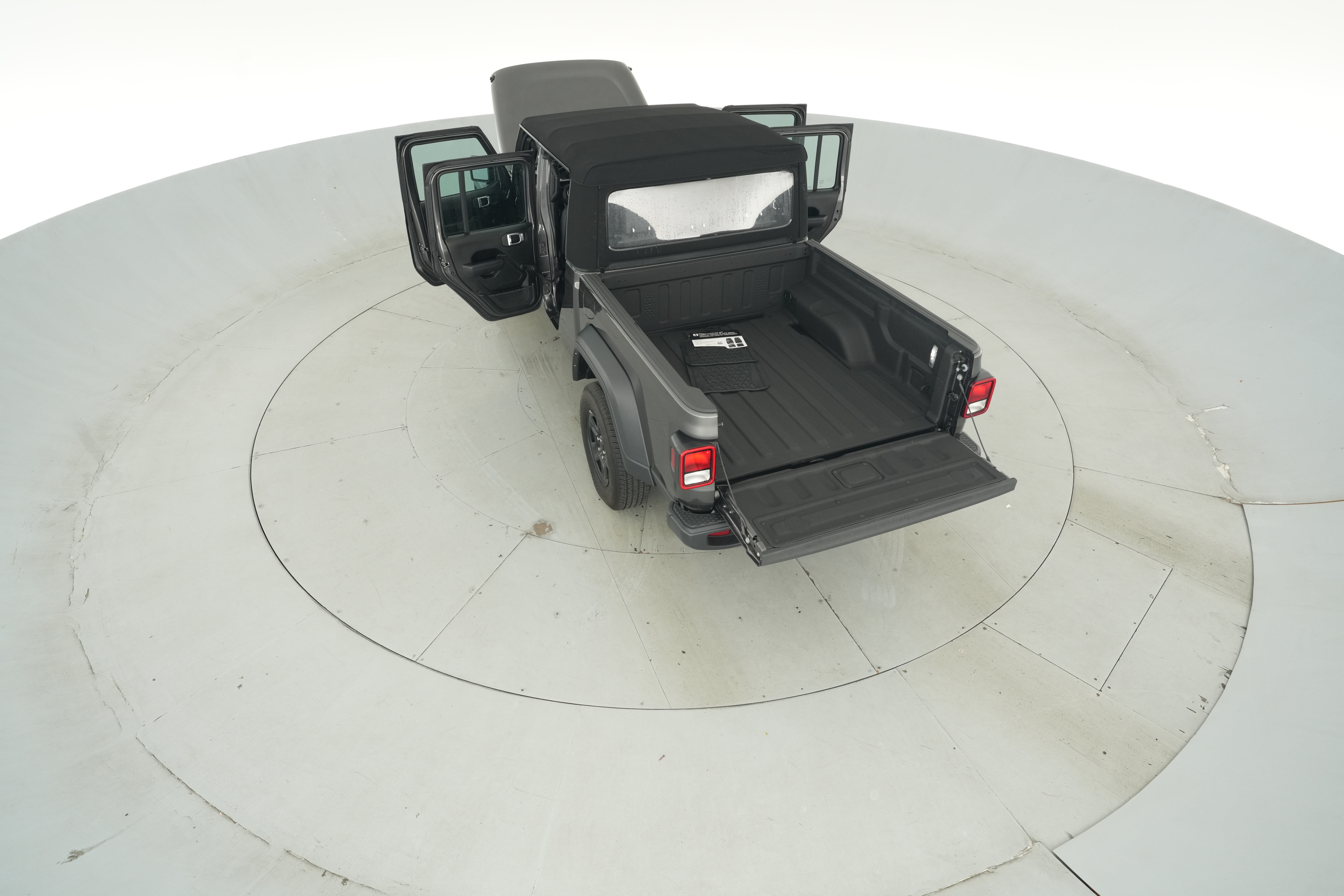 2024 Jeep Gladiator Sport - Photo 37