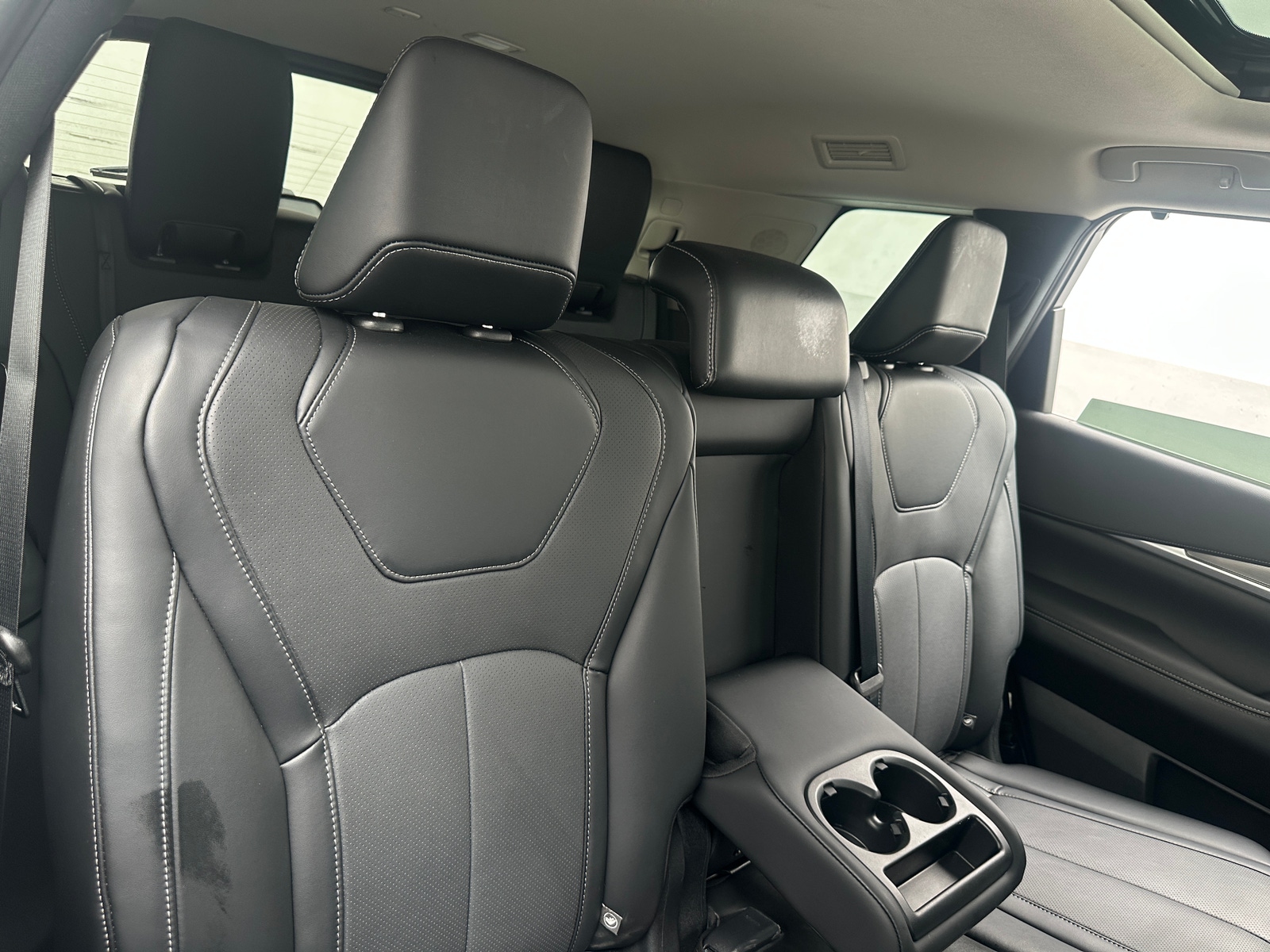 Thumbnail: 2026 INFINITI QX60 - 5
