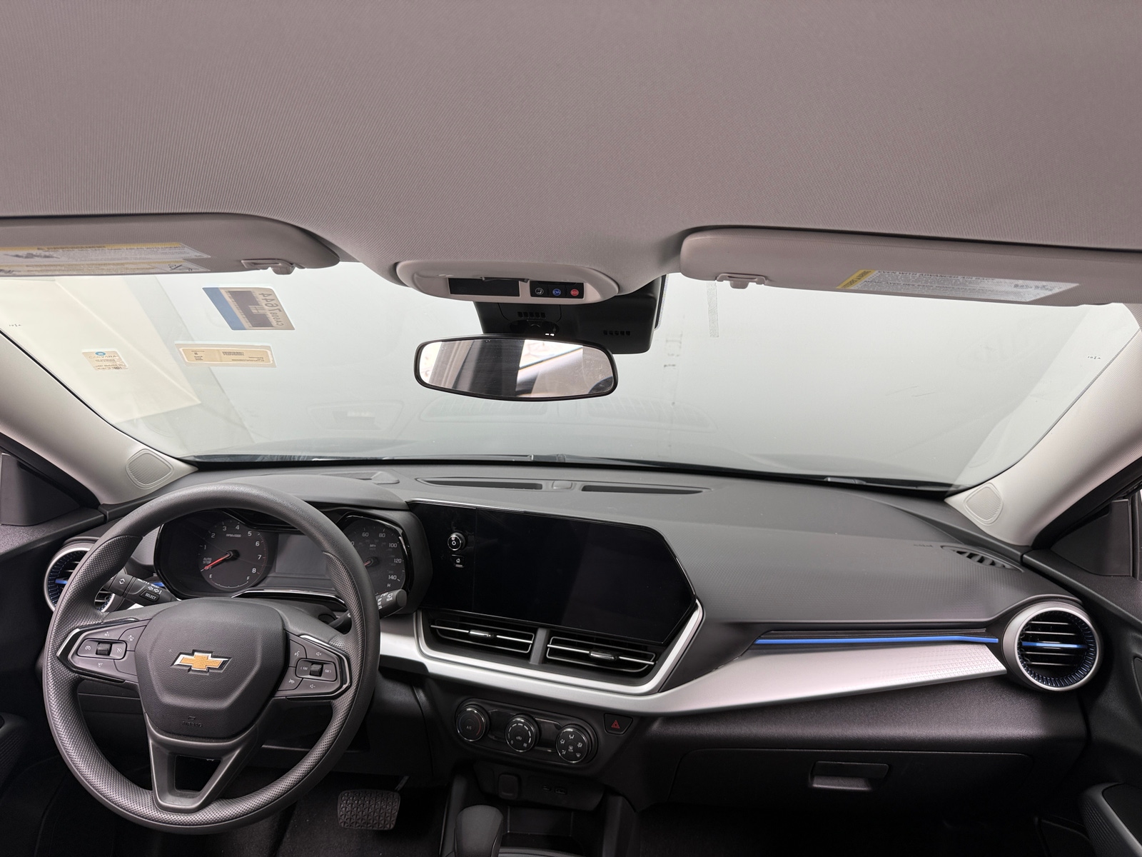 Thumbnail: 2026 Chevrolet Trax - 3