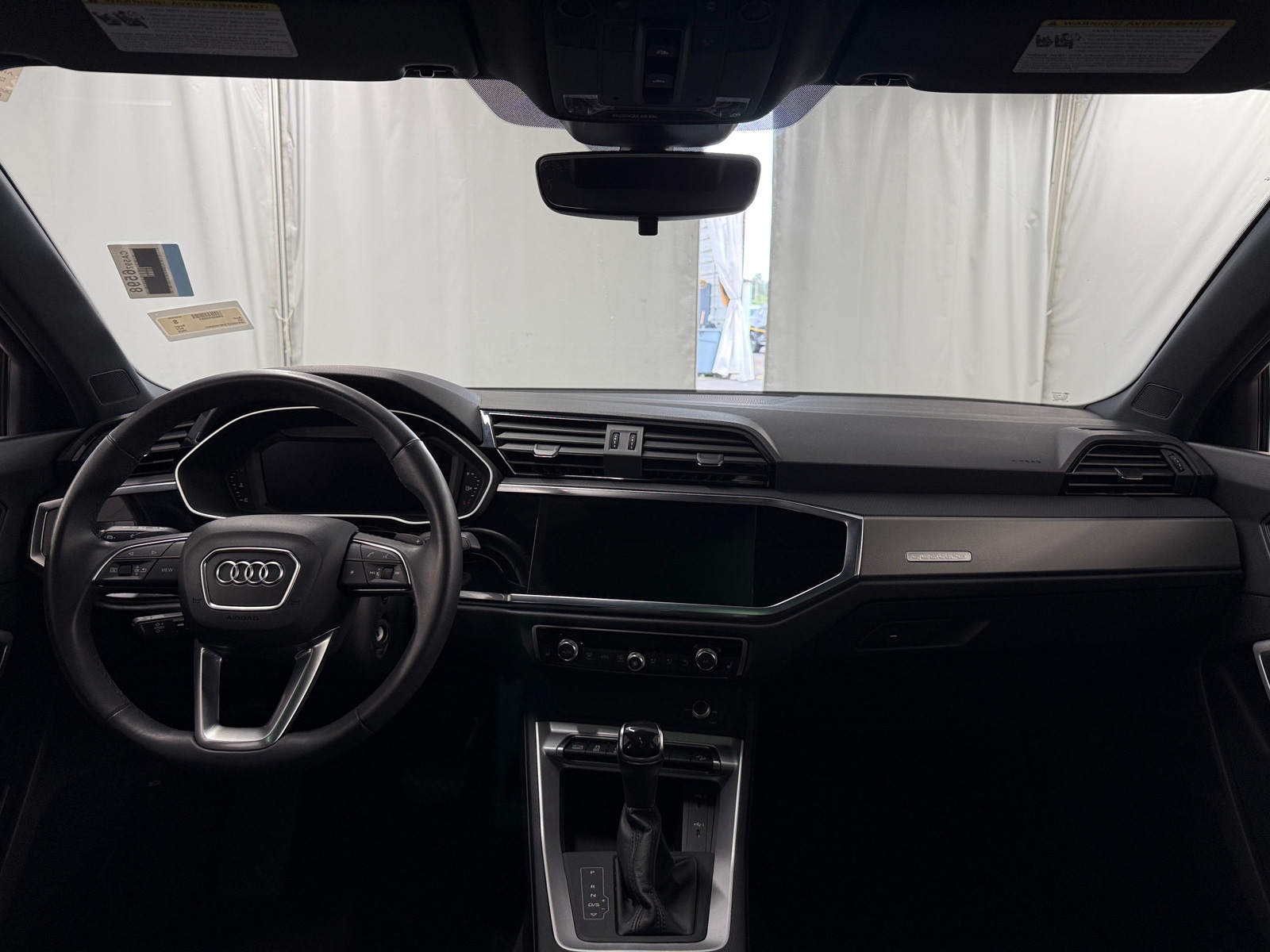 Thumbnail: 2025 Audi Q3 - 2