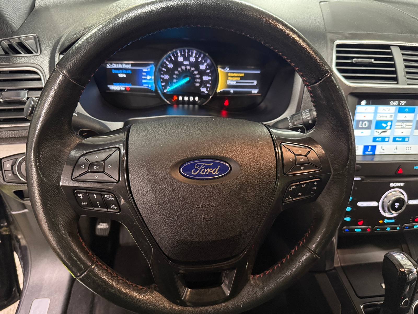 Thumbnail: 2019 Ford Explorer - 4