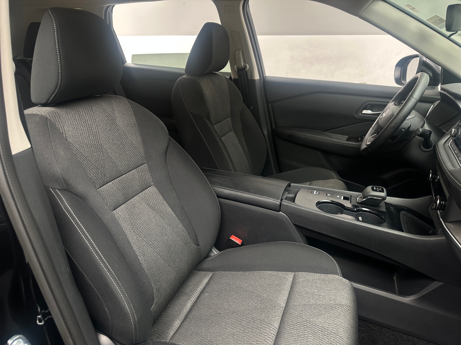 Thumbnail: 2025 Nissan Rogue - 2