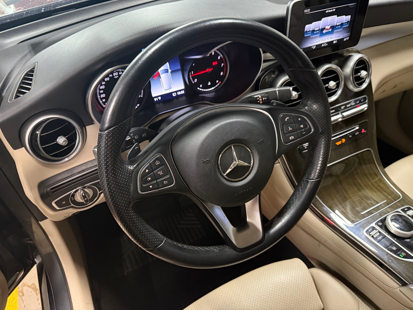 Thumbnail: 2019 Mercedes-Benz GLC - 4