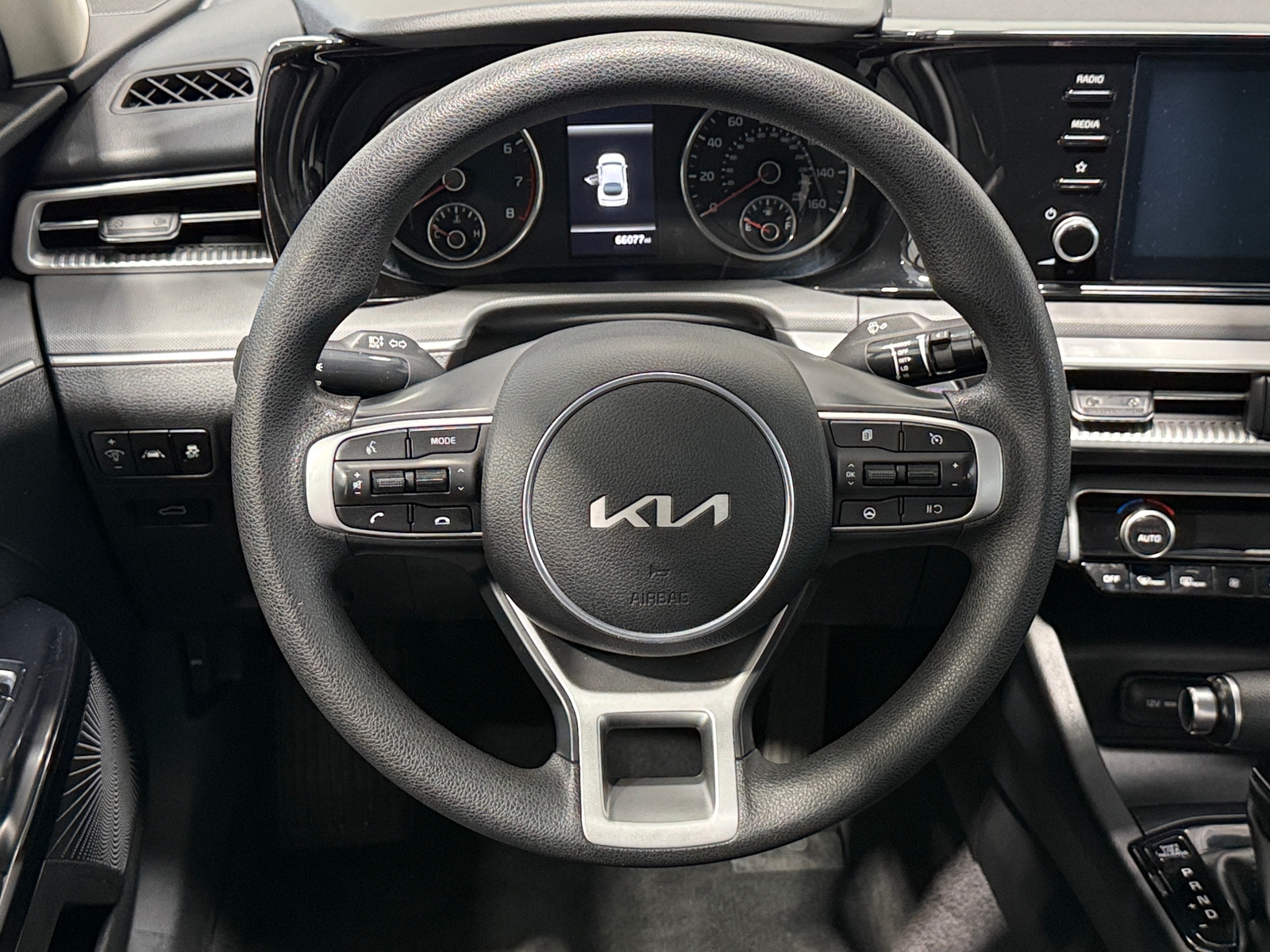 Thumbnail: 2023 Kia K5 - 5