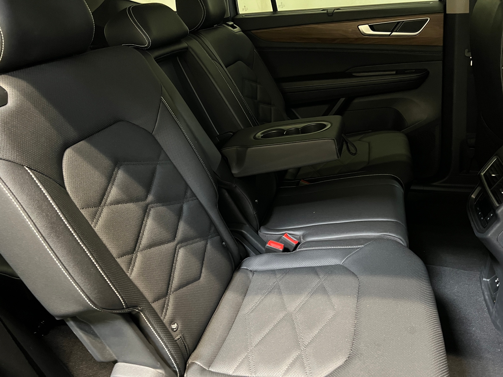 Thumbnail: 2026 Volkswagen Atlas - 5