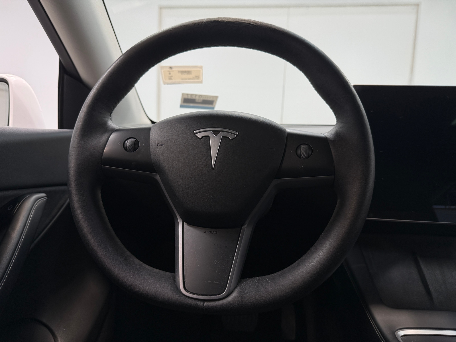 Thumbnail: 2022 Tesla Model Y - 4